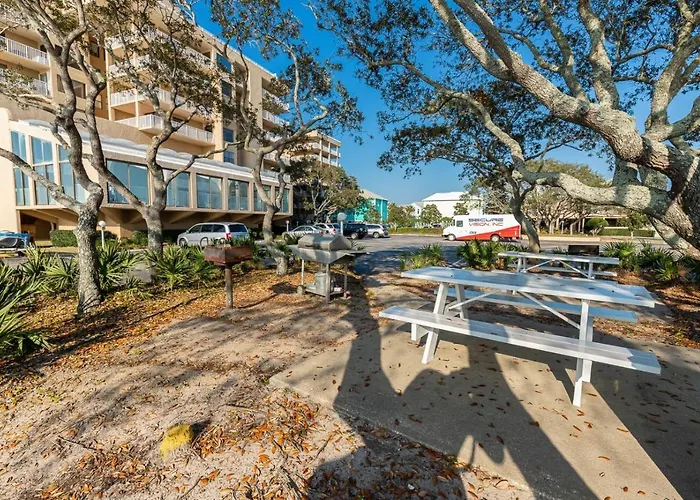 Compass Point 203 Apartment
