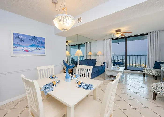 Compass Point 203 Apartment *